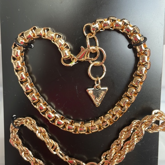 Guess Pack of 3 Gold Tone Bracelets. - Picture 2 of 6